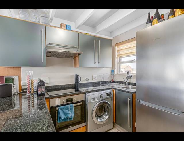 2 BEDROOM APARTMENT FOR SALE IN SANDTON CITY